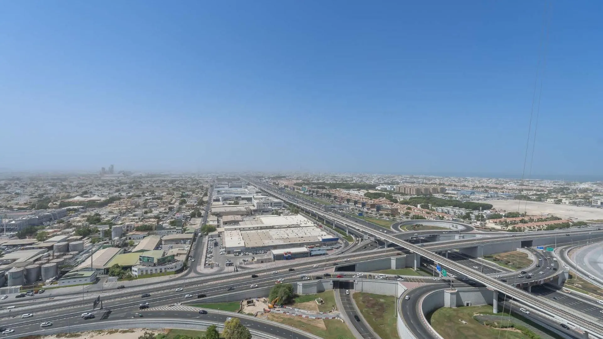 Modern Cozy 2-Bedroom Apartment In Business Bay Dubai
