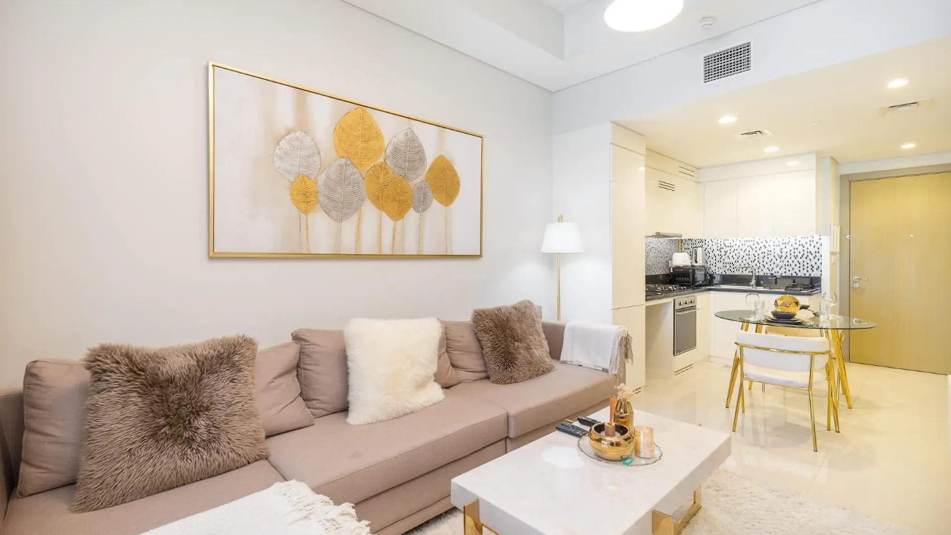 Modern Cozy 2-Bedroom Apartment In Business Bay Dubai United Arab Emirates